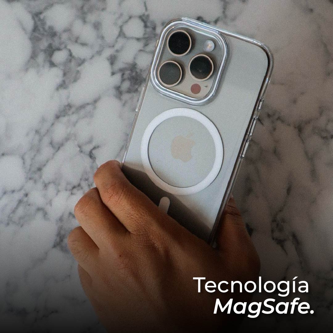 Color Clear MagSafe